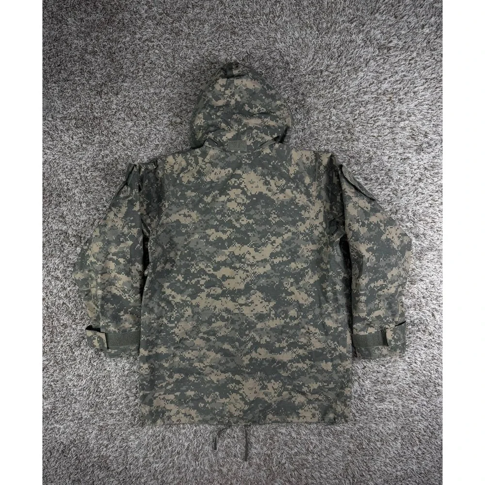 Parka Cold Weather Universal Camouflage Jacket Men's Medium Ragular US Military